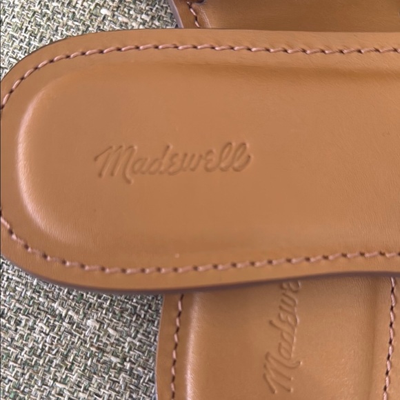 Madewell Tan Sandals Minimalist Slip-On Design - Picture 6 of 6